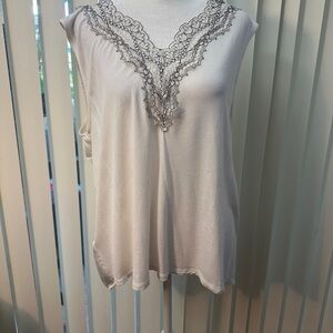 Elegant White Lace Trim Women's Top